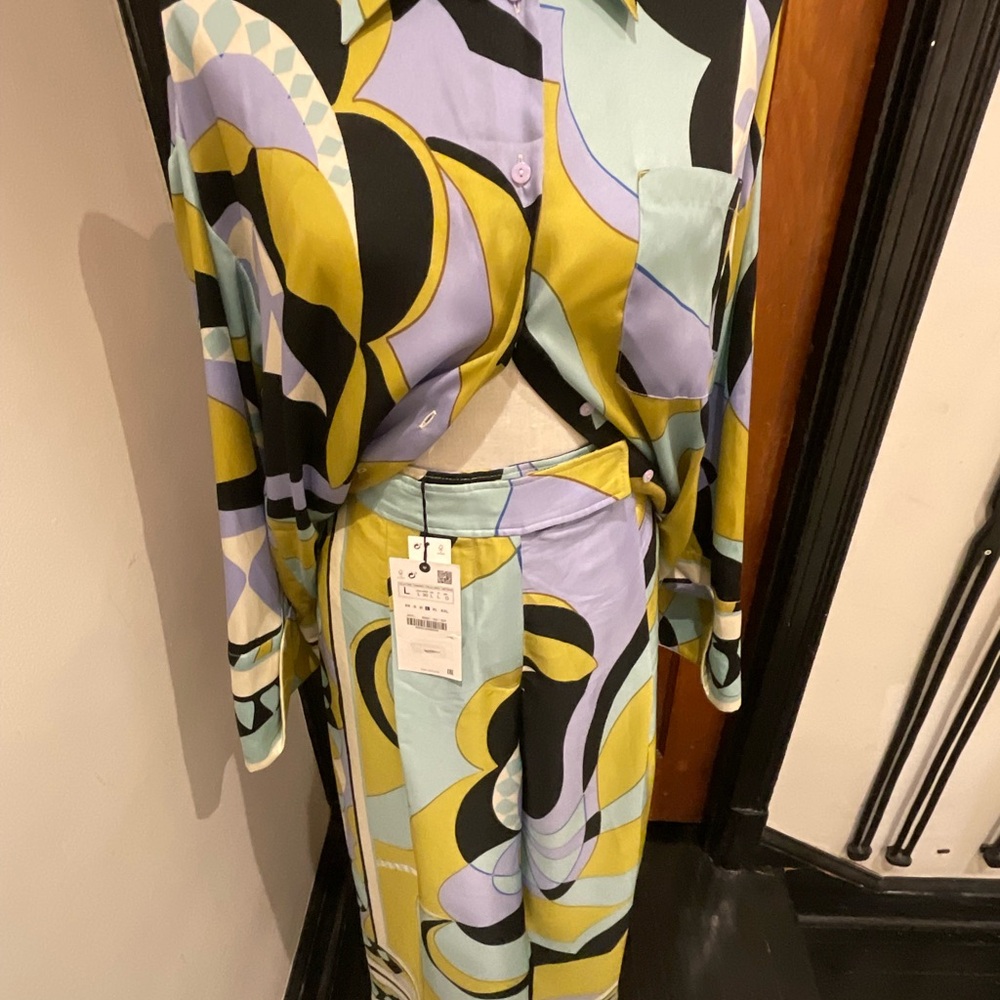 BNWT Zara Two Piece BLK, GREEN, Lavender, BLUE Set Size XL shirt, Large pants. - Picture 6 of 11